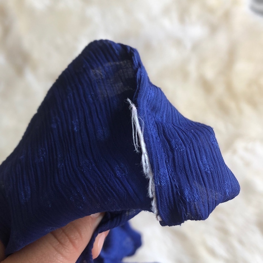 Bcbgeneration Blue Split Back Open Sleeve Blouse M - image 6